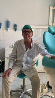 💋 Filler labbra: valorizzare, non stravolgere.
Il filler a base di acido ialuronico può essere utilizzato per migliorare l'idratazione, definire il contorno e armonizzare il volume delle labbra.
L'obiettivo di un trattamento ben progettato non è ottenere labbra artificiali, ma rispettare le proporzioni del viso e mantenere un risultato naturale e armonioso. ✨
Ogni volto è diverso: per questo, prima del trattamento, è fondamentale una valutazione personalizzata.
📩 Vuoi sapere se il filler labbra è adatto alle tue esigenze? Contattaci per una consulenza.
#fillerlabbra #filler #acidoialuronico #medicinaestetica #labbra #esteticadelviso #armoniadelviso #beauty #ringiovanimento #sanbenedettodeltronto